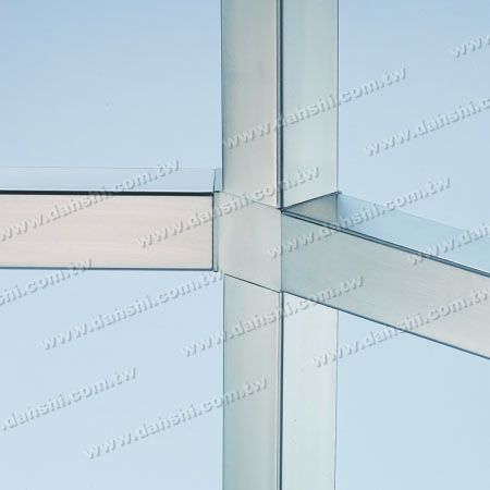 不锈钢方管套外楼梯转角用接头- 135度四通 - 不锈钢方管套外楼梯转角用接头- 135度四通 不锈钢方管套外楼梯转角用接头- 135度四通 - 不锈钢方管套外楼梯转角用接头- 135度四通