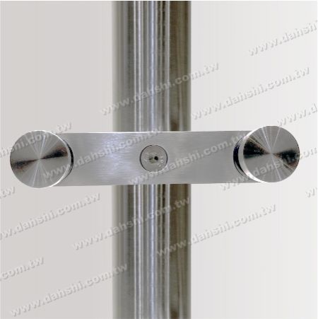 Diagrama na frente da plataforma com um clipe de vidro