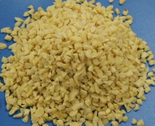 适用于杏仁粒、花生粒等易因挤压出油的裹料