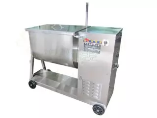 ステアラーは時計回りと反時計回りの両方が可能です。