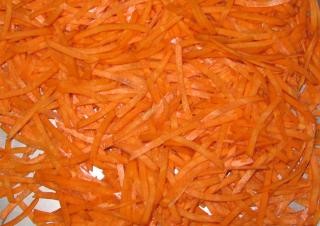 गाजर के टुकड़े