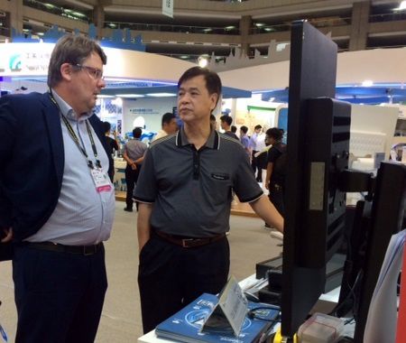 הפעילות של החברה Computex