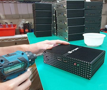 Sản xuất hoàn thiện với vỏ tùy chỉnh