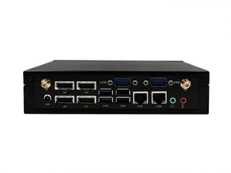 מחשב משולב AMD Ryzen V1605B עם ארבעה יציאות תצוגה, LAN כפול ו-COM כפול