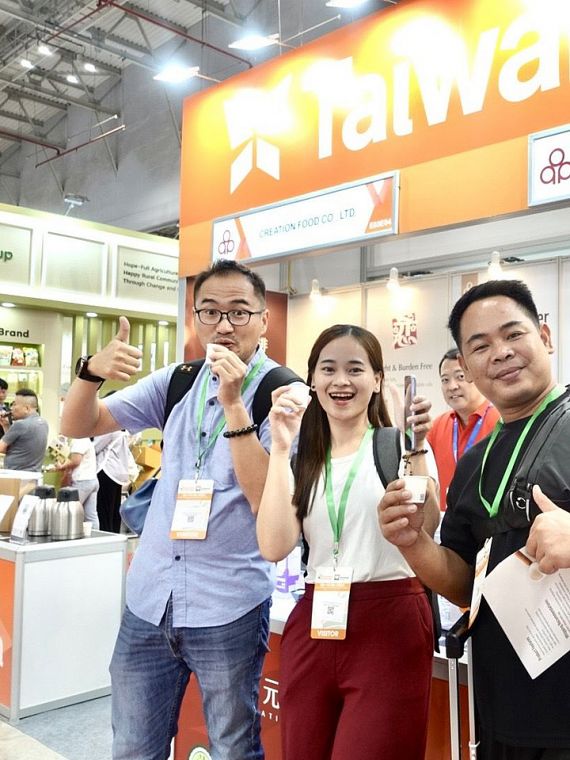 Creation Food Debuts at Vietfood & Beverage-1