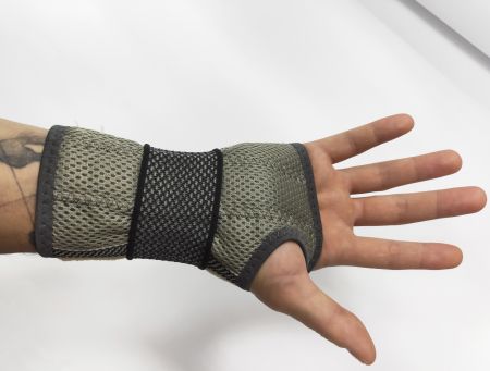 Green Wrist Support - Eco Friendly (MARINYLONâ˘)