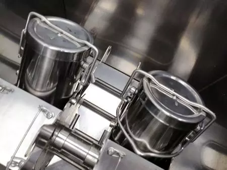 Color fastness to washing machine.