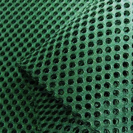 Malha ultra-leve e elástica - Malha tricotada de alta densidade – projetada para roupas ativas, combinando estabilidade, respirabilidade e resistência à abrasão.