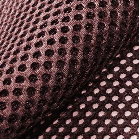 Malha ultra-leve e elástica - Malha tricotada de alta densidade – projetada para roupas ativas, combinando estabilidade, respirabilidade e resistência à abrasão.