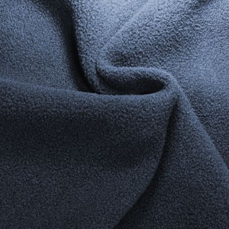 Fleece Duplo Reciclado Escovado: Conforto Aconchegante com um Compromisso com a Sustentabilidade