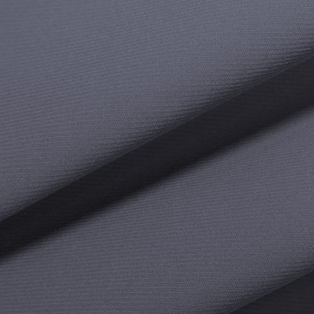 Tissu laminé, imperméable, coupe-vent et respirant, avec une haute perméabilité à l'humidité.