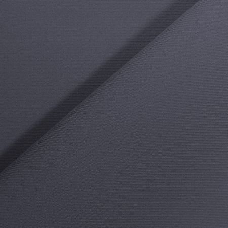 Tecido Laminado, Tecido Laminado à Prova de Vento, Impermeável e Respirável, Alta Permeabilidade ao Vapor de Umidade - Tecido laminado tricotado em malha, impermeável e respirável.
Possui a característica de ser à prova de vento, impermeável, respirável e com alta permeabilidade ao vapor de umidade.