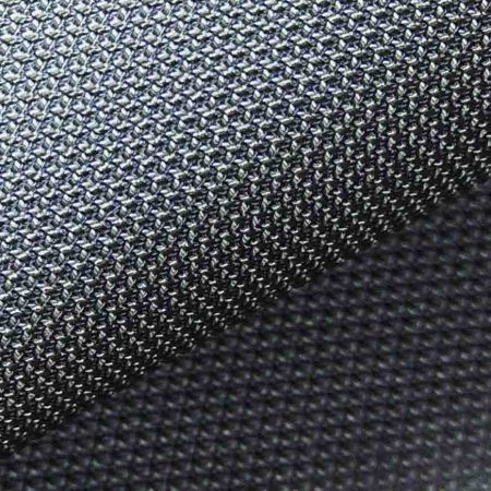 リサイクルファブリックは耐久性があり、引き裂きに強いため、環境に優しい選択です。