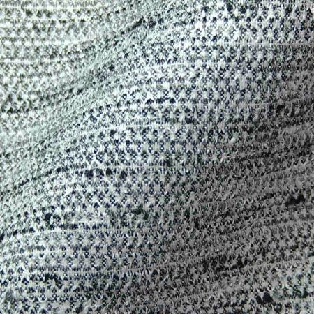 Construído para durar, projetado para o planeta. Reciclável, esticável e resistente à abrasão para qualidade duradoura - Abrasion / resistência à abrasão / rasgo / resistência ao rasgo