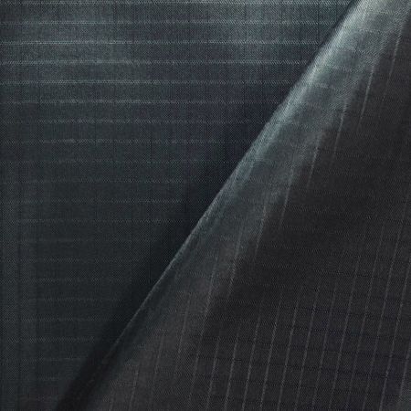 HL25IN1257SS-1_Diseñado para la élite: Conchas ultraligeras de 10-40D que reducen el peso de la mochila sin comprometer la durabilidad alpina