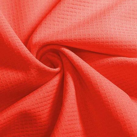 Élasticité dans quatre directions, douceur, respirabilité