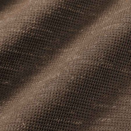 Tessuto a maglia ecologico realizzato in fibra di foglia di ananas, fibra biodegradabile e riciclata in poliestere.