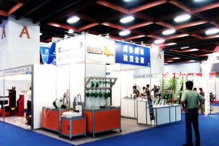 2012 台北国际汽车零配件/车用电子展览会SEALS政茂展览会场