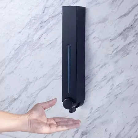 Dispensador de jabón cuadrado en la pared