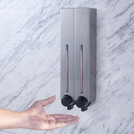 Distributeur de savon design pour désencombrer votre espace