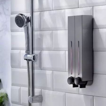 Distributeur de savon design pour désencombrer votre espace