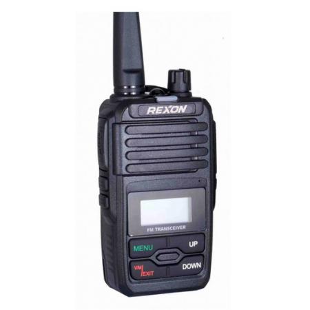 راديو ثنائي الاتجاه - راديو مجاني من الترخيص FRS-07 الجهة الأمامية اليمنى