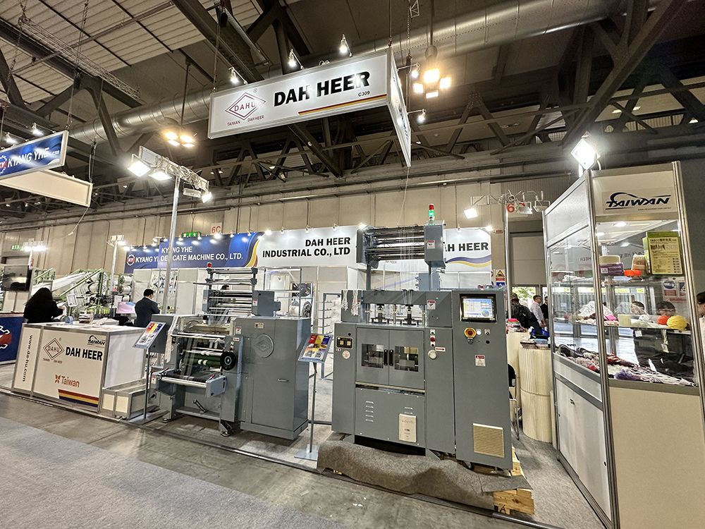 Dahu Panel DAHU Factory | Innovative Warping Machines from Taiwan DAHU