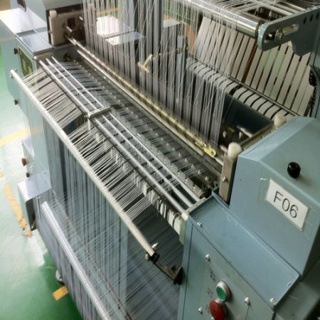 Mesin Rajut Band Elastis & Non-elastis DH 750-3B dalam produksi penuh
