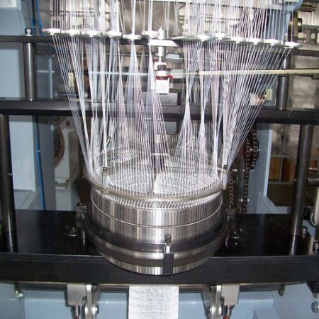 Single Cylinder on Net Knitting Machine