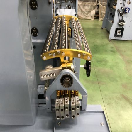 أشرطة خيوط السداة لآلة حياكة السداة ذات السرير المزدوج الضيق