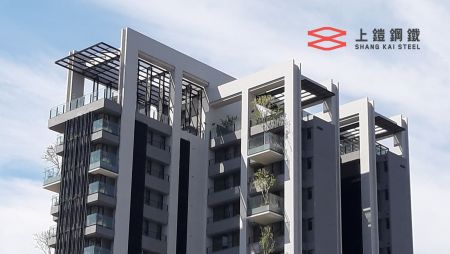 Jiuh Horng Hoki｜شبكة المعادن الموسعة تساعد في تحسين عزل المباني وكفاءة الطاقة. - شبكة المعادن الموسعة SKA تعزز متانة الواجهة وتقلل من احتياجات الصيانة على المدى الطويل لمشروع Jiuh Horng HOKI.