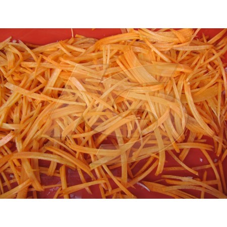 Carrot Shredding (Root vegetables can be diced, shred, and sliced. Slice thickness: 2mm ~ 20mm, shred size: 2mm or more, dice size: 8mm ~ 20mm)