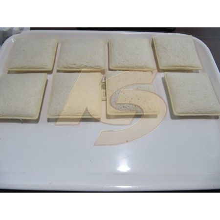 Toast Sealer (The machine is used to seal 2 pieces of toast together which tends to have some stuffing insides.)