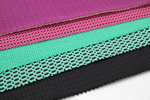 Tissu résistant à l'abrasion en nylon, polyester et PU pour renforcement -  Tissu résistant à l'abrasion, Fabricant de textiles Made in Taiwan avec  des rapports ESG