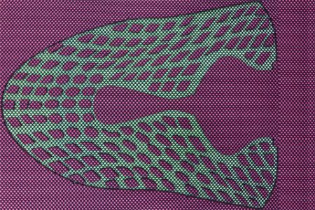 Es sind zarte Zwillingsmaterialien mit Laser-Cut-Struktur.