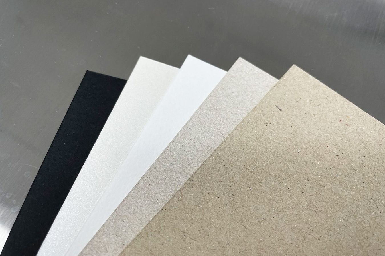 Selezione di materiali cartacei