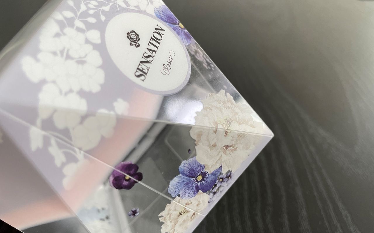 Hiển thị màu sắc tinh tế với độ trong suốt cao