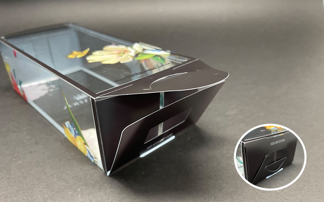 Tökéletes zárás mosolygó kapoccsal