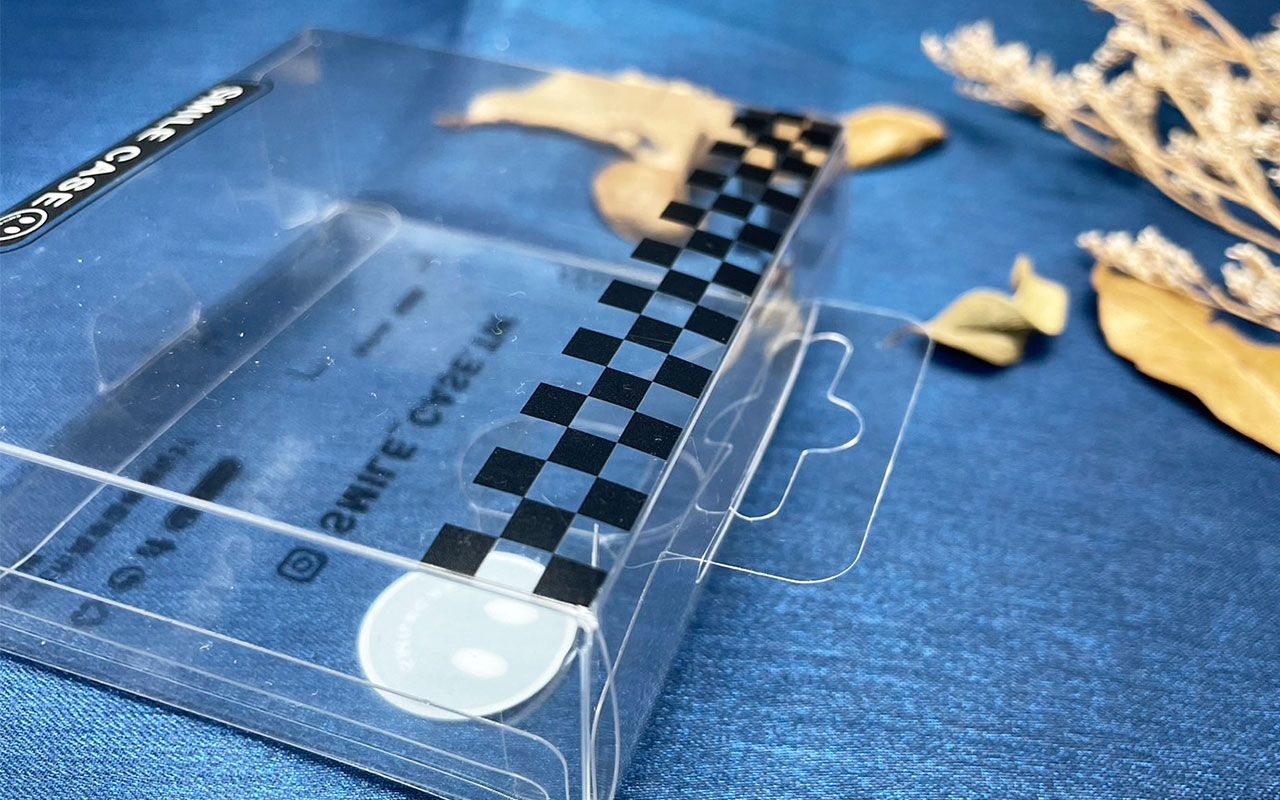 A függesztési funkció növeli a kiállítási lehetőségeket.