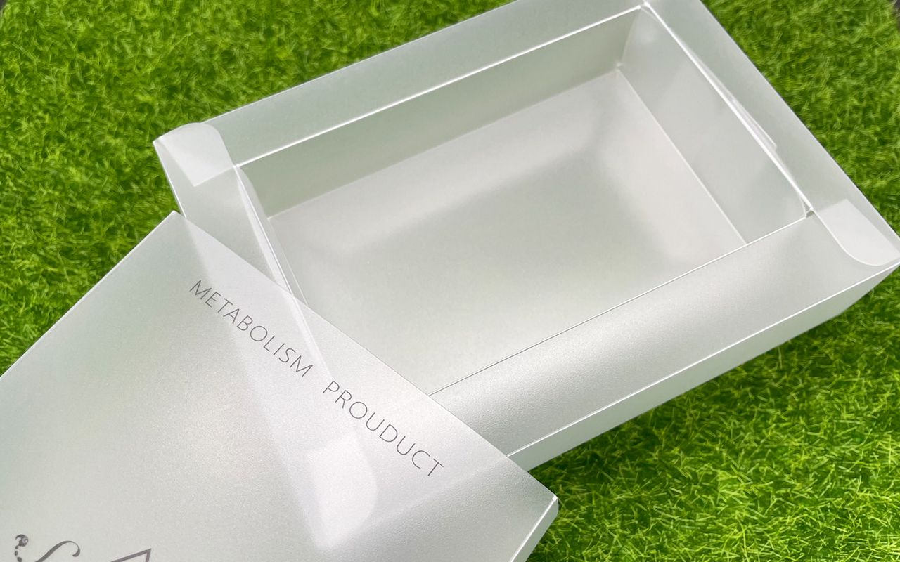 Semplicità elegante con un tocco di glamour