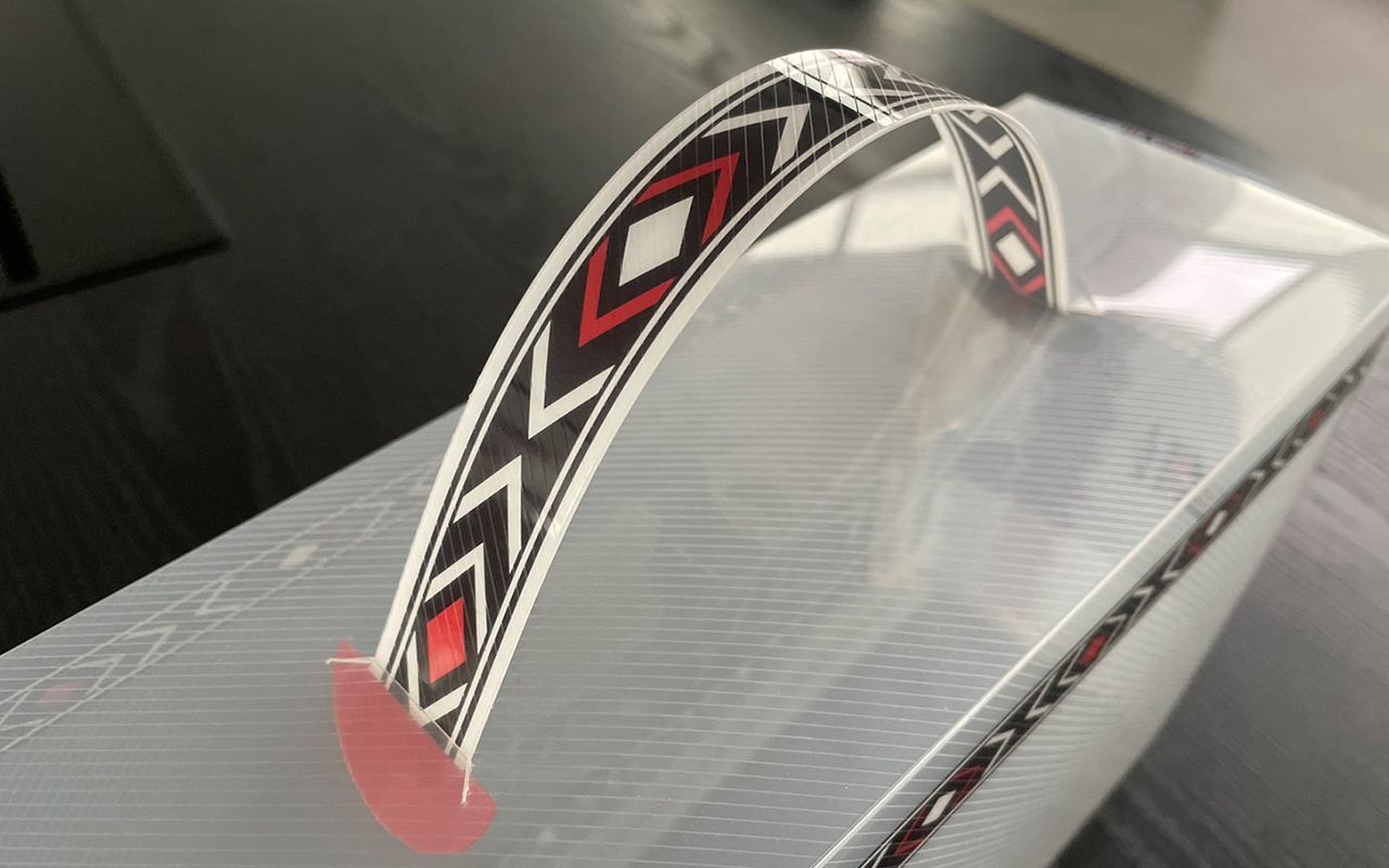 一體成型的手提設計