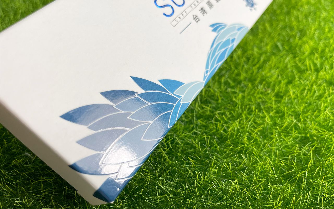 Feature of Spot UV Coating