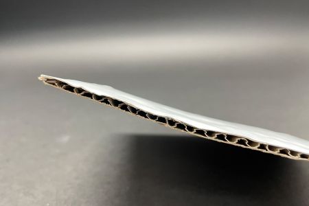 B-flute (3,2 mm)