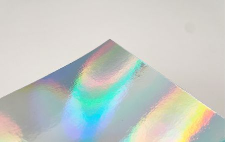 Materiale in carta con lamina metallica