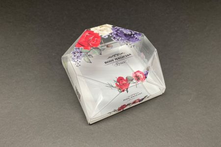 彩妝包裝PET盒-四角內凹為盒子特色