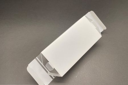 Boîte en polypropylène pour outils de maquillage - Panneau supérieur ouvert