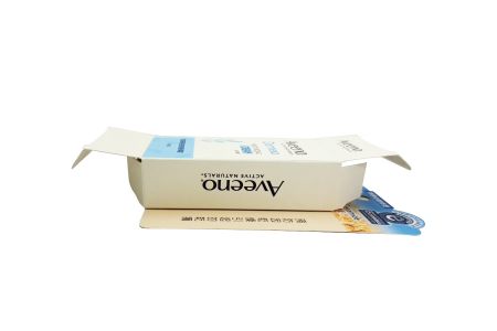 Moisturizing Cream Folding Backer Card Hanging Box Design
