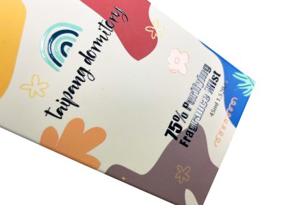 Scatola di imballaggio per spray alcolico - La finitura lucida a spot migliora