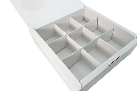 Dessert Color-Printed Packaging Box-Internal features