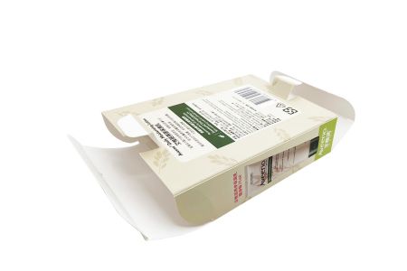 Bộ sản phẩm dưỡng da du lịch trong hộp carton có cửa sổ